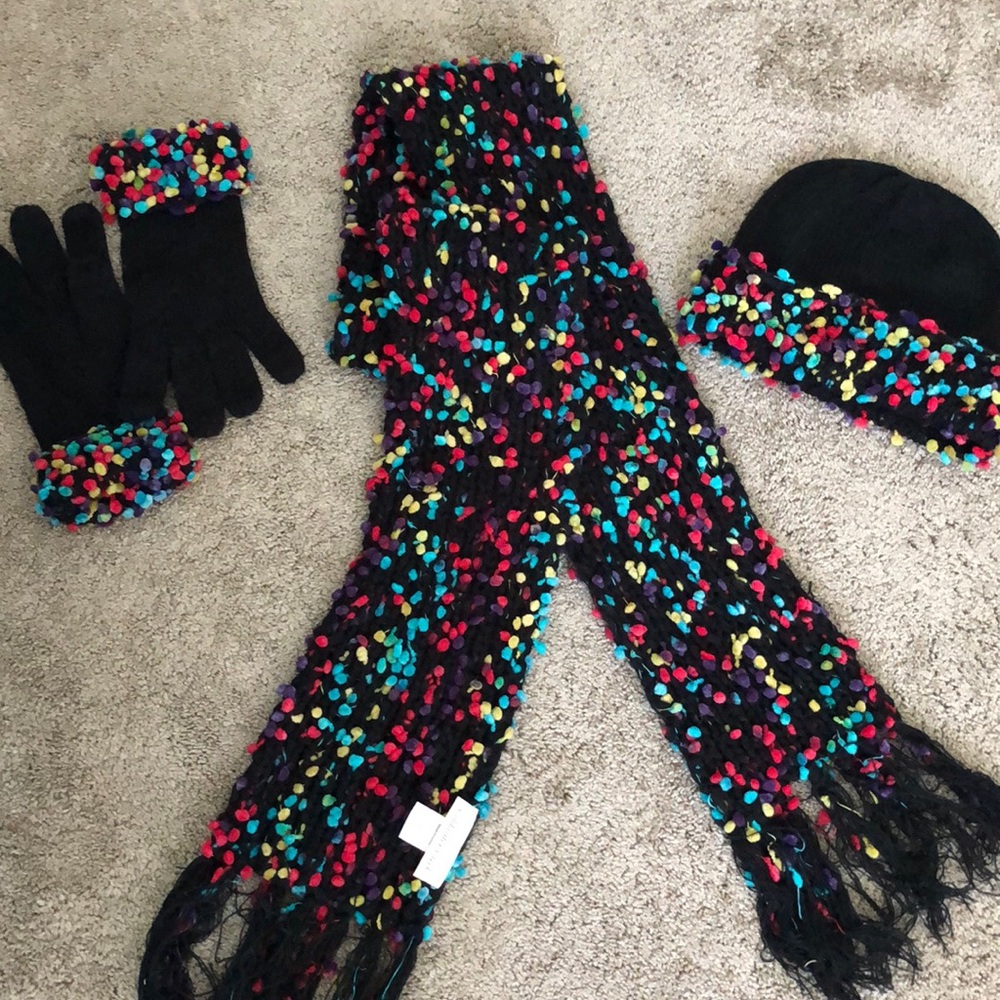 Hat, Scarf, & Gloves Set! New without tags